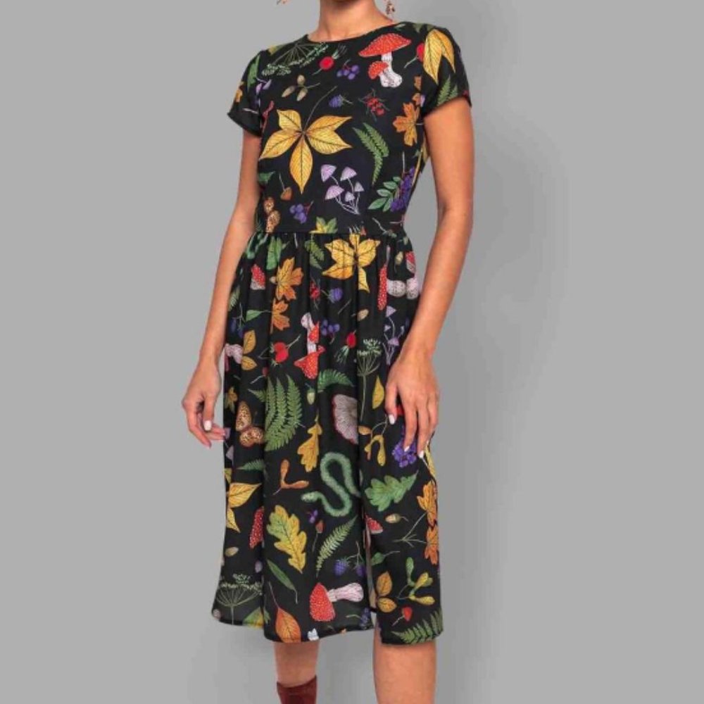 Cosmic Drifters Theodora Hedge Witch Dress Size 6